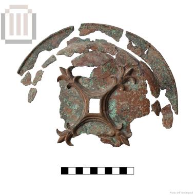 Τμήμα χάλκινης ασπιδίσκης θύρας από τα Γίτανα