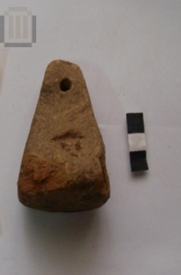 Pyramidal loom weight