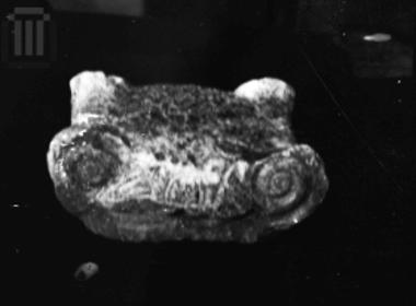 Ιωνικό κιονόκρανο