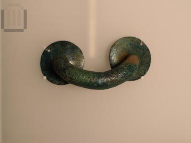 Χάλκινη οριζόντια λαβή υδρίας - κάλπιδος