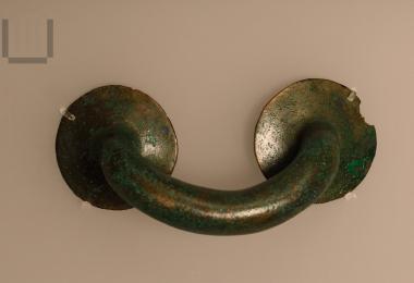 Χάλκινη οριζόντια λαβή υδρίας - κάλπιδος