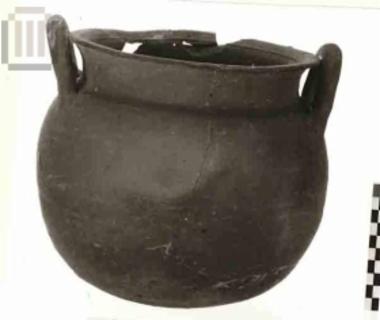 Clay chytroid vase from Kefalochori