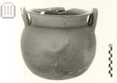 Clay lebes-chytra from Kephalochori