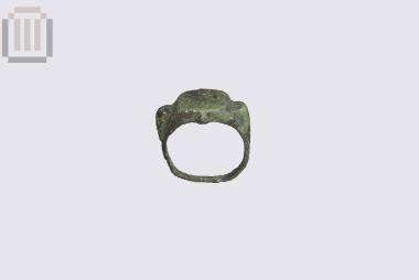 Χάλκινο δακτυλίδι από την Κορύτιανη