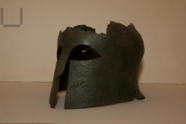 Ορειχάλκινη περικεφαλαία