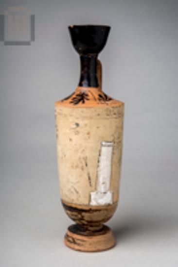 Μελανόμορφη λήκυθος λευκού βάθους