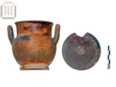 Black glazed Stamnoid pyxis