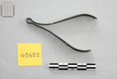 Tweezers