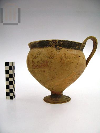 Πήλινη κύλικα μόνωτη