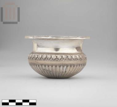 Silver calyx cup of Achaemenid type