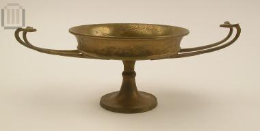 Χάλκινη υψίποδη κύλικα