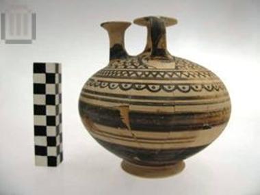 Small stirrup jar