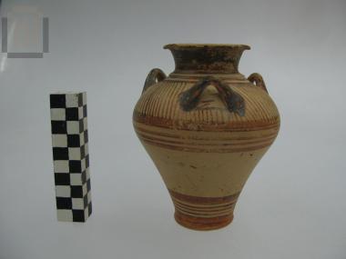 Τρίωτος πιθαμφορίσκος