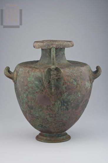 Bronze hydria