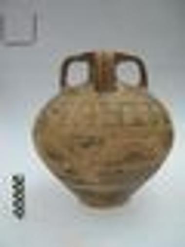 Τρίωτος ψευδόστομος αμφορέας