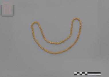 Περιδέραιο με χρυσές κυλινδρικές ψήφους