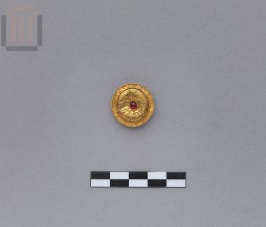 Χρυσή ασπιδόσχημη ψήφος περιδεραίου