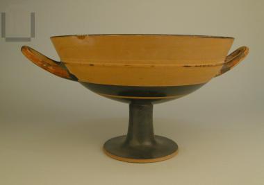 Αττική μικρογραφική κύλικα με χείλος