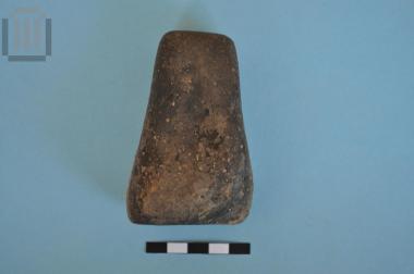 Pyramidal loom weight