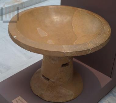 Πήλινο περιρραντήριο