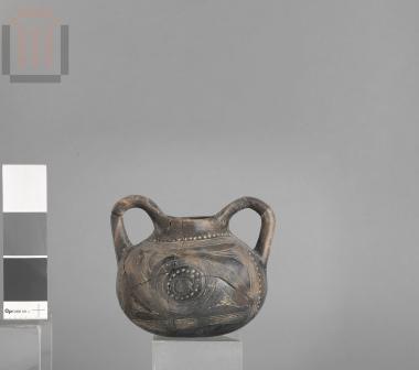 Kantharos-shaped vase