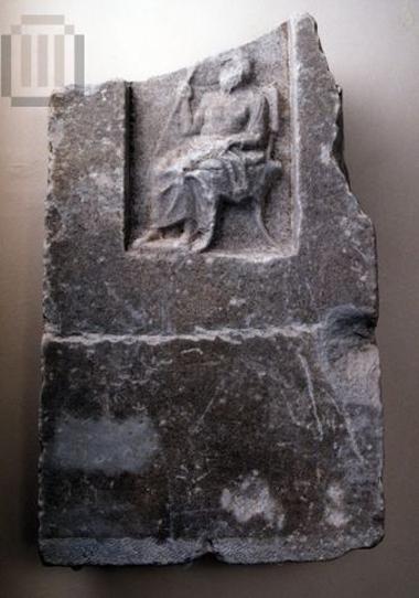 Ανάγλυφη πλάκα με παράσταση