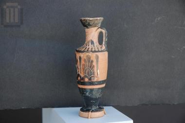 Lekythos