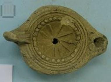 One-handled round-bodied lamp