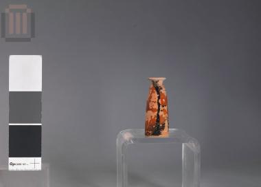 Black painted alabastron