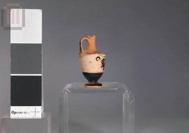 Attic black on red lekythos