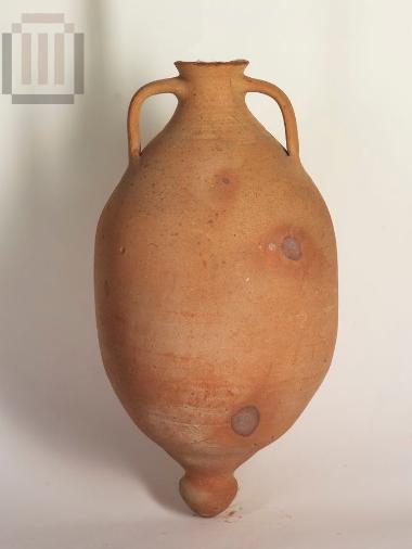 Αμφορέας που επαναχρησιμοποιήθηκε ως υλικό πλήρωσης  θόλου στον ναό της Αγίας Σοφίας