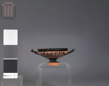 Μελανόμορφη κύλικα