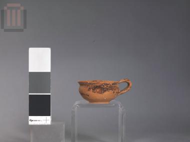 Black painted napf with one handle