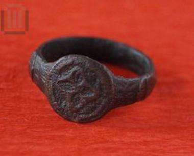 Bronze ring