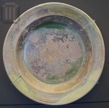 Βαθύ πήλινο πιάτο