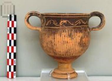 Black-glazed eleian kantharos