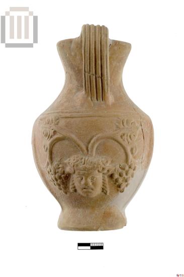 Οινοχοϊσκη τριφυλλόστομη