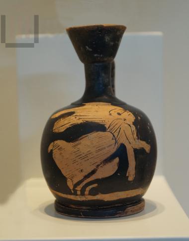 Squat lekythos