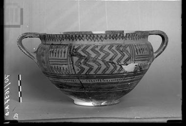Skyphos (deep bowl)