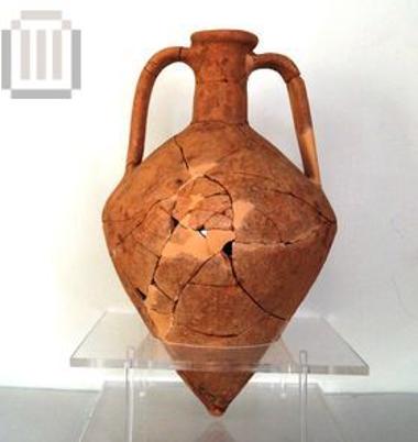 Amphoriskos with pointed base