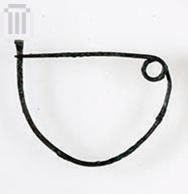 Bow fibula