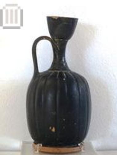 Αρυβαλλοειδές μελαμβαφές στολιδωτό ληκύθιο