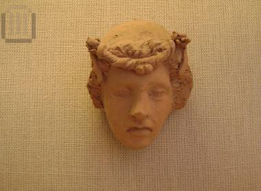 Προτομή γυναικείας μορφής