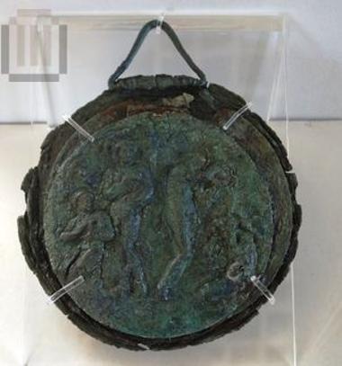 Bronze folding mirror