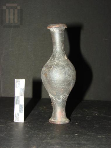 Black glaze fusiform unguentarium