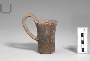 Clay one-handled cylindrical mug