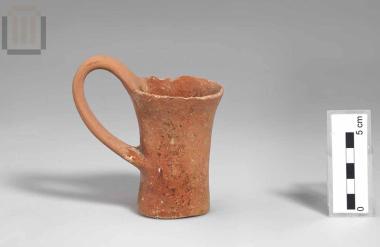 Clay one-handled cylindrical mug