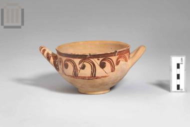 Mycenean skyphos with painted decoration