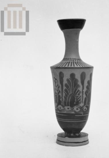 Attic secondary lekythos with vegetal and linear decoration