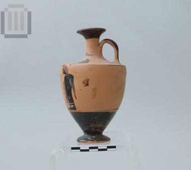 Αττική μελανόμορφη λήκυθος με ώμο και κωνικό σώμα